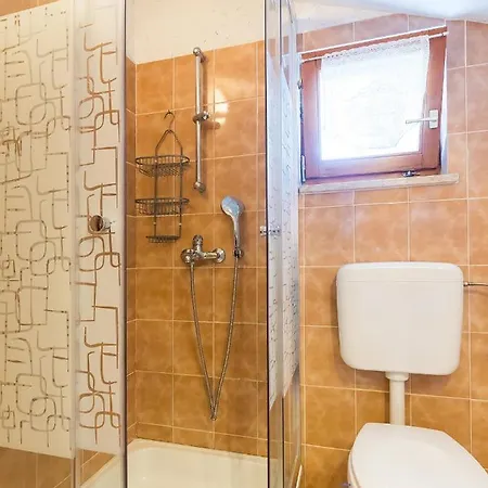 Susnjic بيت ضيافة بوريتش