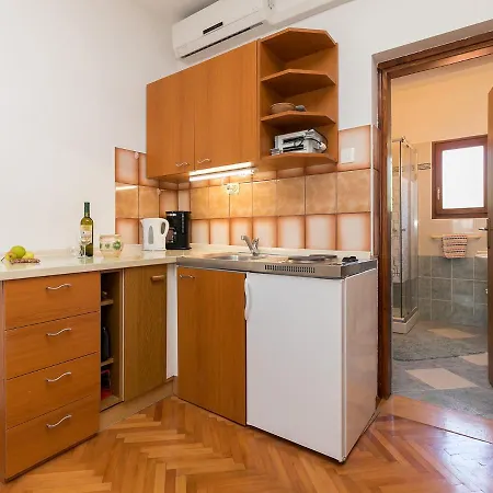 בית הארחה Susnjic פורץ